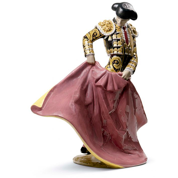 Купить «Lladro 01008731 Матадор (черный)» в интернет-магазине «Золотое время»