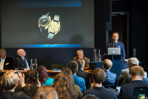 Raynald Aeschlimann revealing the winner's watch (1).jpg