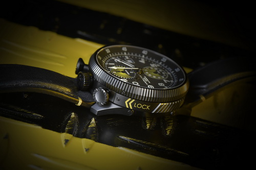 H76776733_Hamilton Khaki Aviation Takeoff Automatic Chronograph_Lifestyle 4_новый размер.jpg