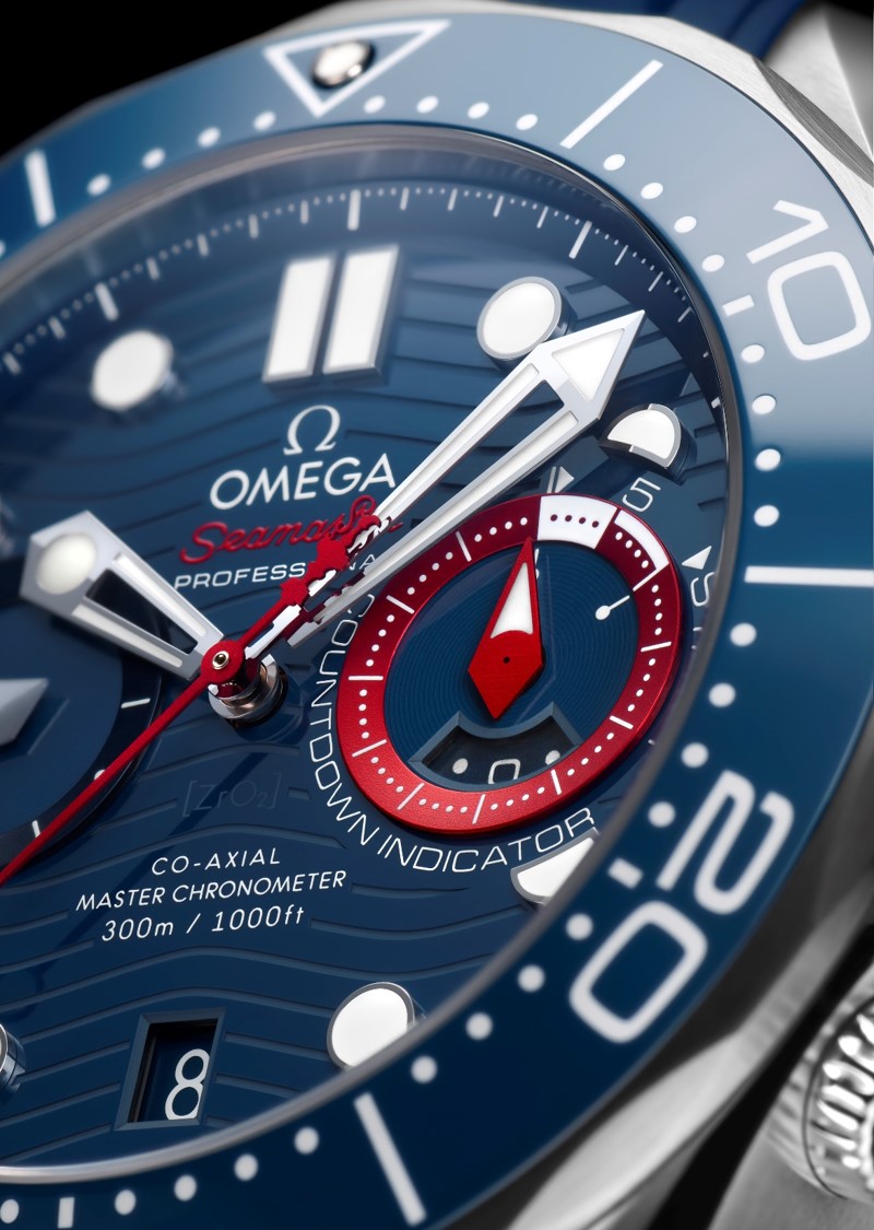 OMEGA_210.30.44.51.03.002_close-up_04_LOW.jpg
