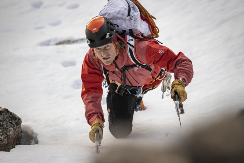 800_vac-overseas-chrono-everest-5510v-000t-b923-c-richards-lifestyle-8.jpg