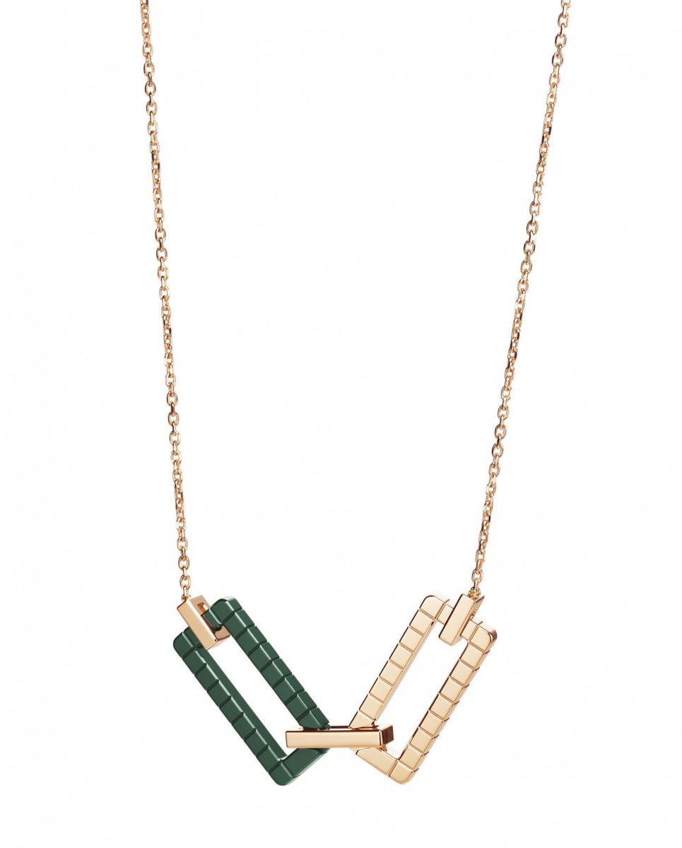 rihanna-loves-chopard-joaillerie-collection-necklace1-e1493374813719.jpg
