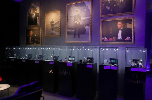 20170705_Atmosphere_James Bond watch display_новый размер.jpg