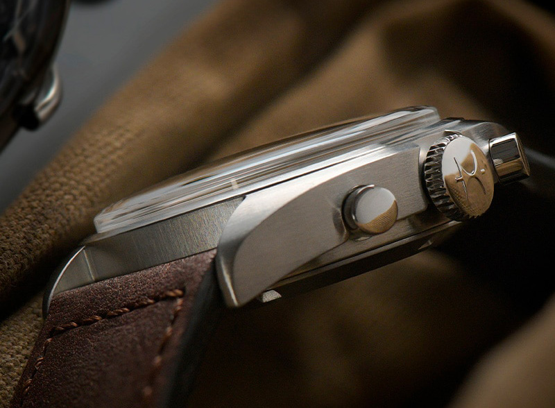 Hamilton Khaki Aviation Pioneer Chronograph_006.jpg